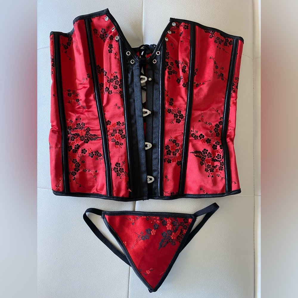 Size Medium Corset and thong set